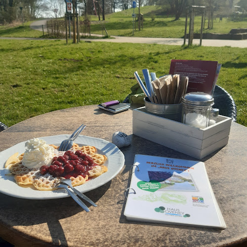 Opinii despre Haus Oveney Café Restaurant - Bochum în Bochum - Gastronomie und Hotellerie