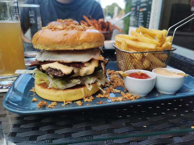 Burger Bee | Ottobrunn | Lieferservice | Essen bestellen - Gastronomie und Hotellerie