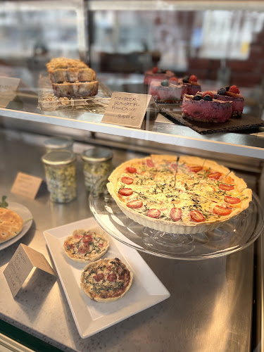 Opinii despre Guutsje Rüsselsheim în Rüsselsheim am Main - Gastronomie und Hotellerie