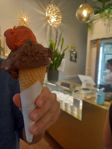 Comentarii opinii despre Eispatisserie Hokey Pokey Mitte