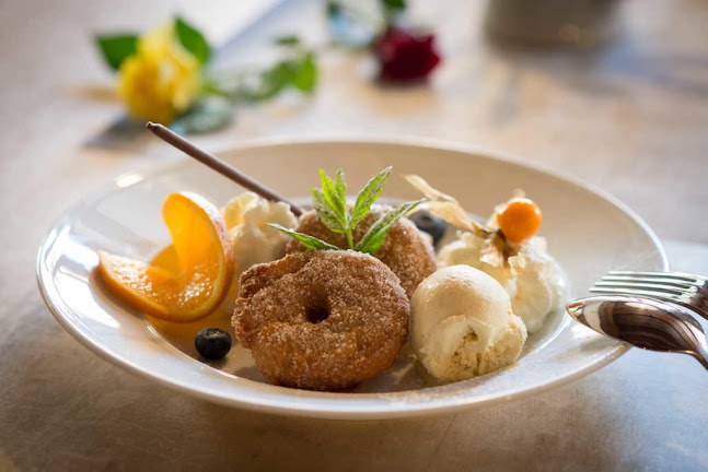 Opinii despre Zum goldenen Schwan Hr. Schnabel în Roth - Gastronomie und Hotellerie