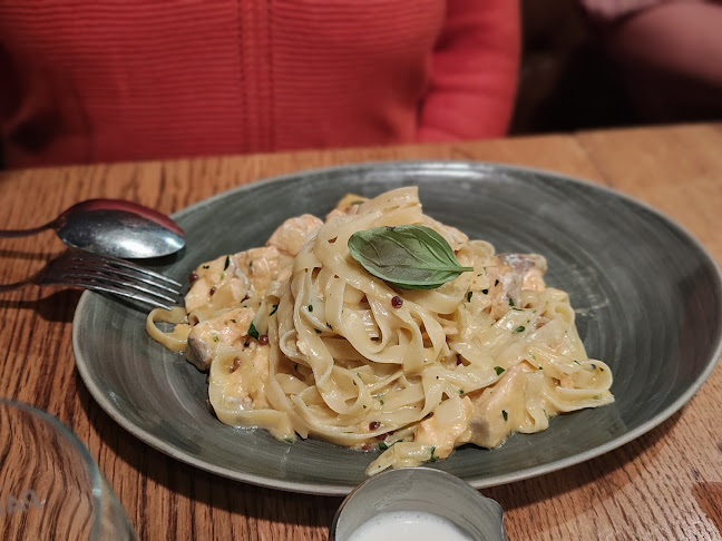 La Ruota -Restaurant - Holzofenpizzeria