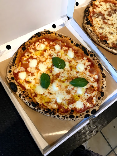Pizzeria da Saverio - Gastronomie und Hotellerie