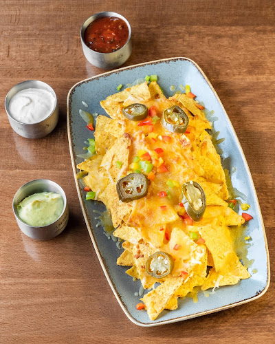 M.O.C. Bar & Restaurant - Gastronomie und Hotellerie