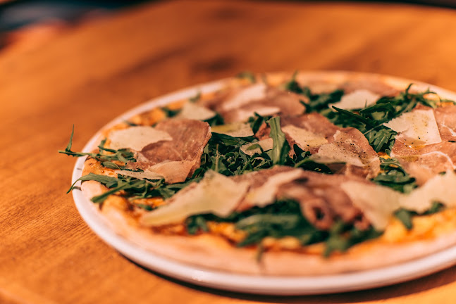 Pizzeria Venezia Rü - Gastronomie und Hotellerie