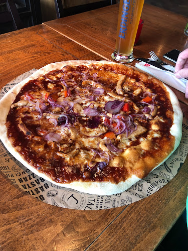 Königspl. 15, 33098 Paderborn