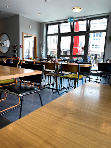 Comentarii opinii despre Mitsi Cafe-Bistro-Bar