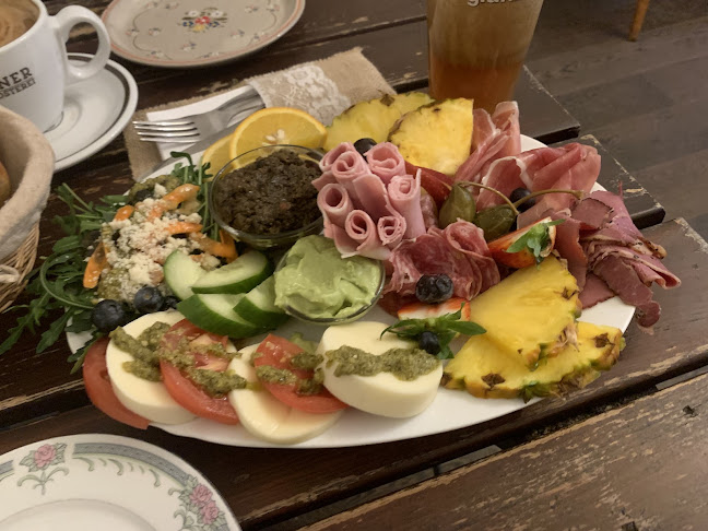 Comentarii opinii despre Frau Honig