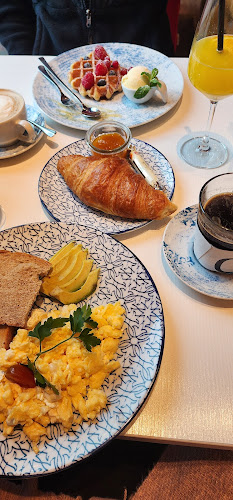 Opinii despre Les Deux Messieurs Wiesbaden în Wiesbaden - Gastronomie und Hotellerie