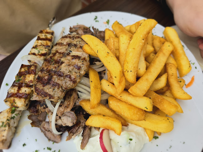 Opinii despre Restaurant Mykonos III în Geesthacht - Gastronomie und Hotellerie