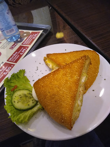 Opinii despre Hoenen - Bäckerei und Mühlencafé în Krefeld - Gastronomie und Hotellerie