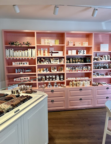 Comentarii opinii despre Weber & Weiss Konditorei Patisserie Chocolaterie