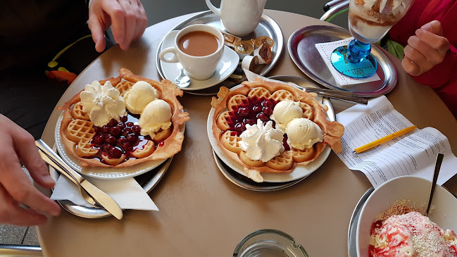 Eiscafe Venezia - Gastronomie und Hotellerie