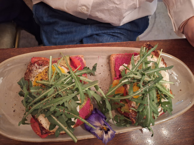 Chin-Chin Bar - Gastronomie und Hotellerie