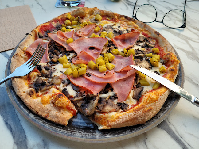 Restaurant Pizzeria Renzo - Gastronomie und Hotellerie