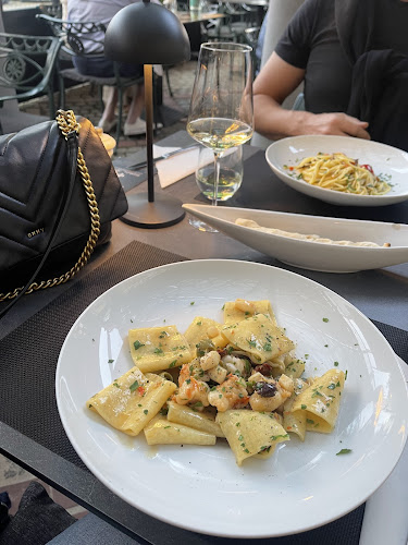 La Piccola Italia - Gastronomie und Hotellerie