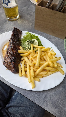 Zum Stadtkrug: Steakhaus, Barbeque & Grill Restaurant mit Hotel - Gastronomie und Hotellerie