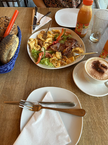 Opinii despre Landbäckerei Sangermann în Olpe - Gastronomie und Hotellerie