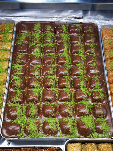 Café Bistro by Ömer - Gastronomie und Hotellerie