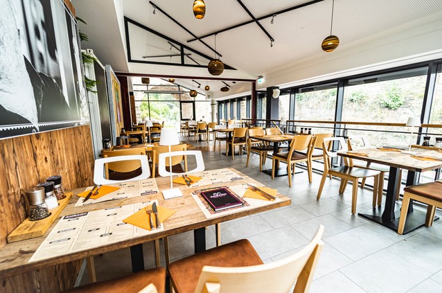 Comentarii opinii despre AMBACH