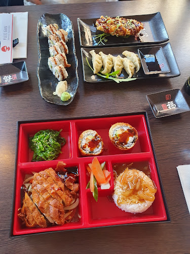 Fuji San - Gastronomie und Hotellerie