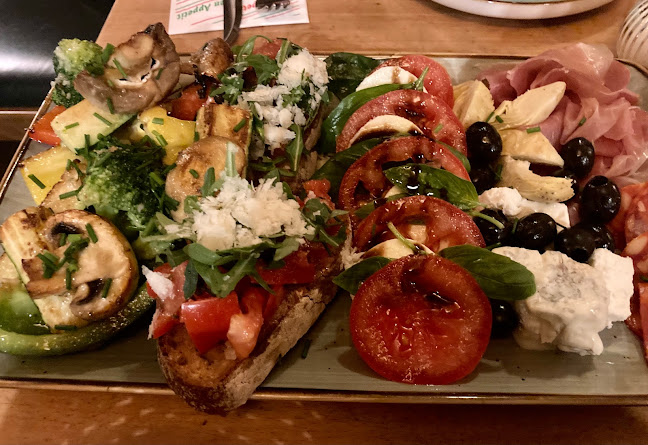 Restaurant Pizzeria Antica - Gastronomie und Hotellerie