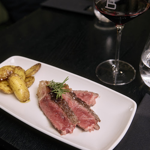 Opinii despre BEISSER Hamburg 1836 - Fleischerei / Steak & Grill în Hamburg - Gastronomie und Hotellerie