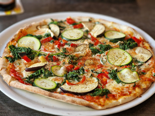 Pizzeria Venezia Rü - Gastronomie und Hotellerie