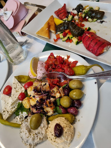 Comentarii opinii despre Plaka Restaurant