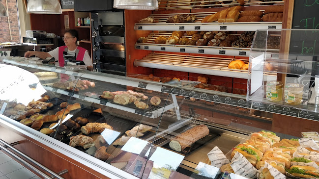 Opinii despre Bäckerei Jost GmbH Filiale Martinstein în Martinstein - Gastronomie und Hotellerie