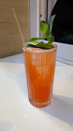 Comentarii opinii despre PAUL & GEORGE