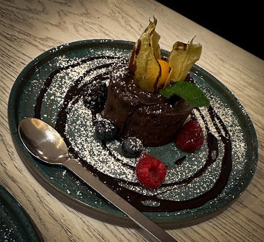 Opinii despre Yamas mezé restaurant & weinbar în Bochum - Gastronomie und Hotellerie