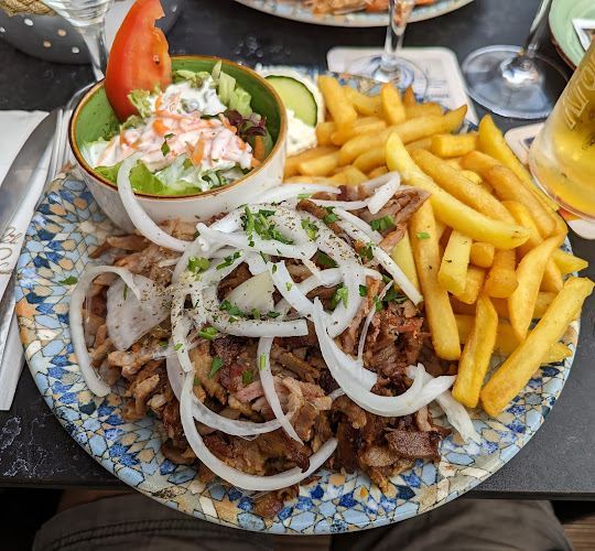 ELEON Mediterranes Restaurant & Café - Gastronomie und Hotellerie