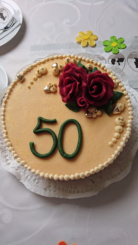 Opinii despre Bäckerei, Konditorei und Feinkost Arno Simon în Löhne - Gastronomie und Hotellerie