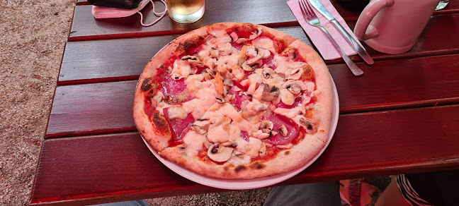 Schwedenbrücke 2, 95447 Bayreuth