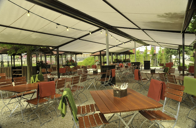 Opinii despre Restaurant Holderbüschle în Sachsenheim - Gastronomie und Hotellerie