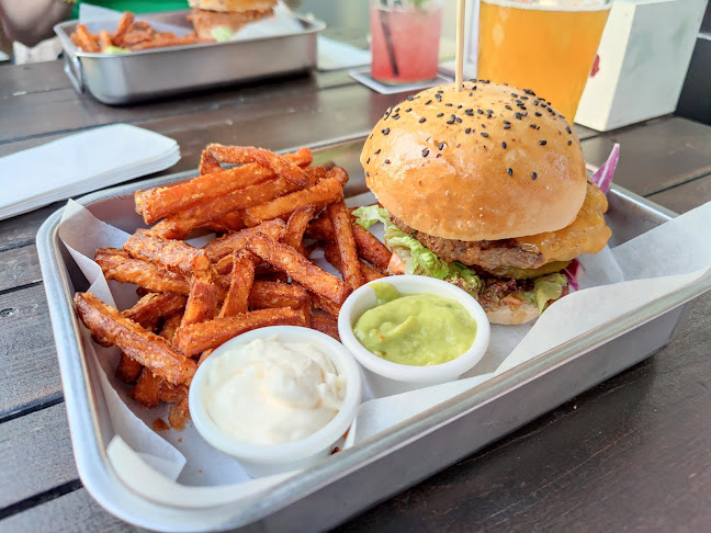 Opinii despre Willy's Bar în Offenbach am Main - Gastronomie und Hotellerie