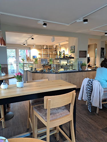 Opinii despre Duvenstedter Eiscafé în Hamburg - Gastronomie und Hotellerie