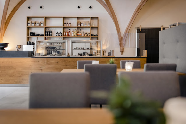 Zwölf87 GmbH - Gastronomie und Hotellerie