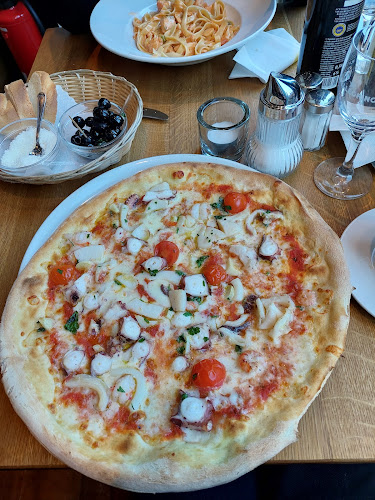 Neue Promenade 6, 10178 Berlin