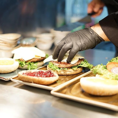 Comentarii opinii despre PETER PANE Burgergrill & Bar