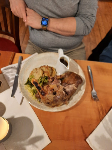 Opinii despre Wirtshaus im Schloß în Taunusstein - Gastronomie und Hotellerie