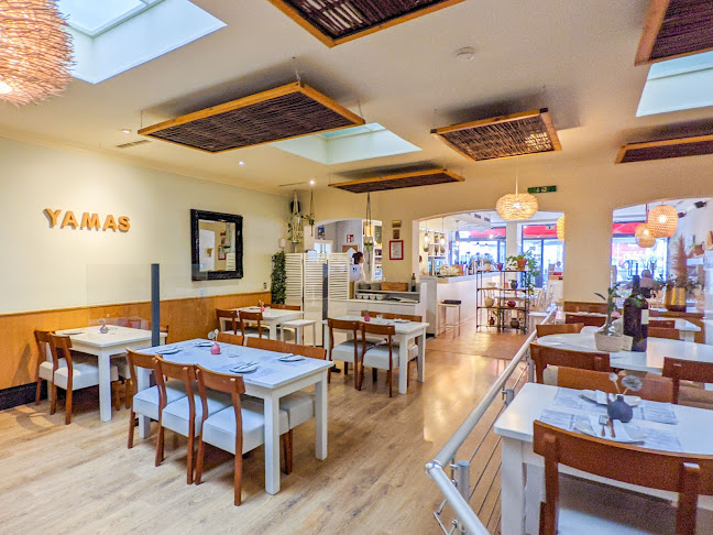 Yamas mezé restaurant & weinbar - Gastronomie und Hotellerie