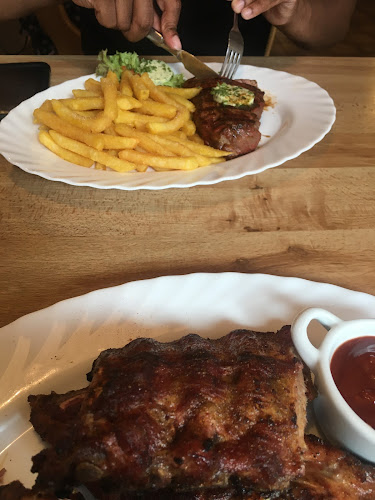 Zum Stadtkrug: Steakhaus, Barbeque & Grill Restaurant mit Hotel