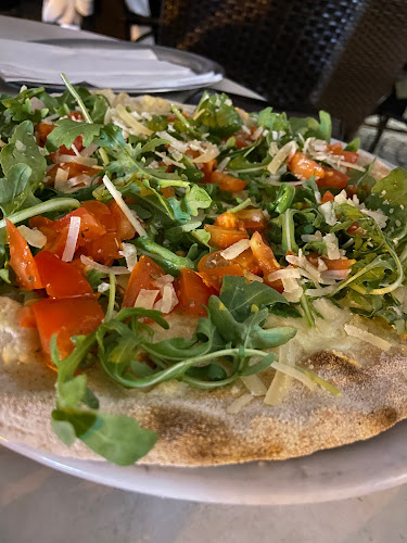 b. den Kornschrannen 2, 86720 Nördlingen