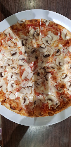 Comentarii opinii despre Rasty's Pizza Time