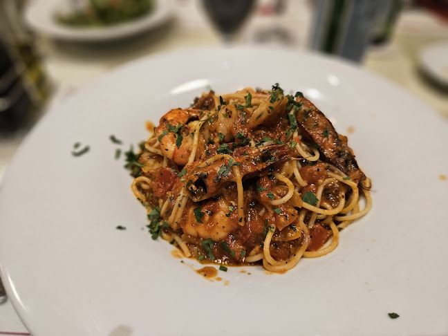 La Commedia Pizzeria Restaurant