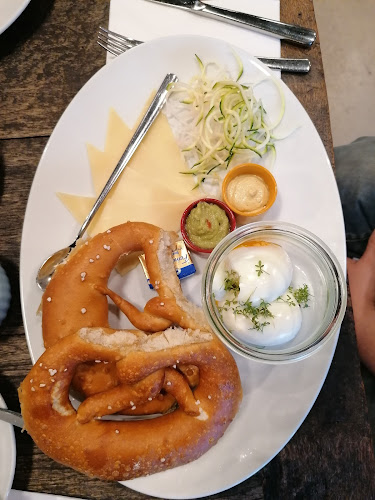 Hochstraß 2, 83064 Raubling