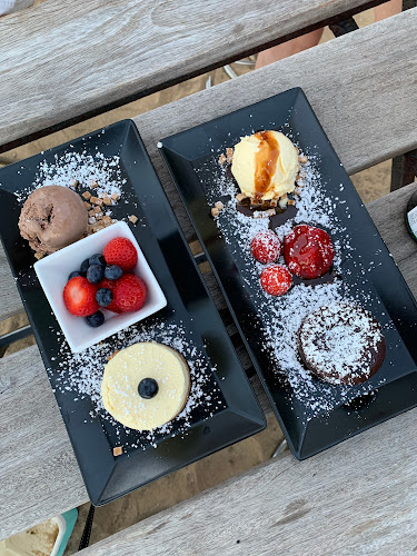 Comentarii opinii despre Se[h]restaurant am Bootshafen