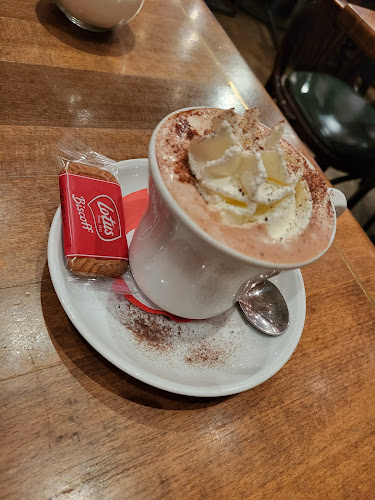 Comentarii opinii despre Cafe Extrablatt Oberhausen